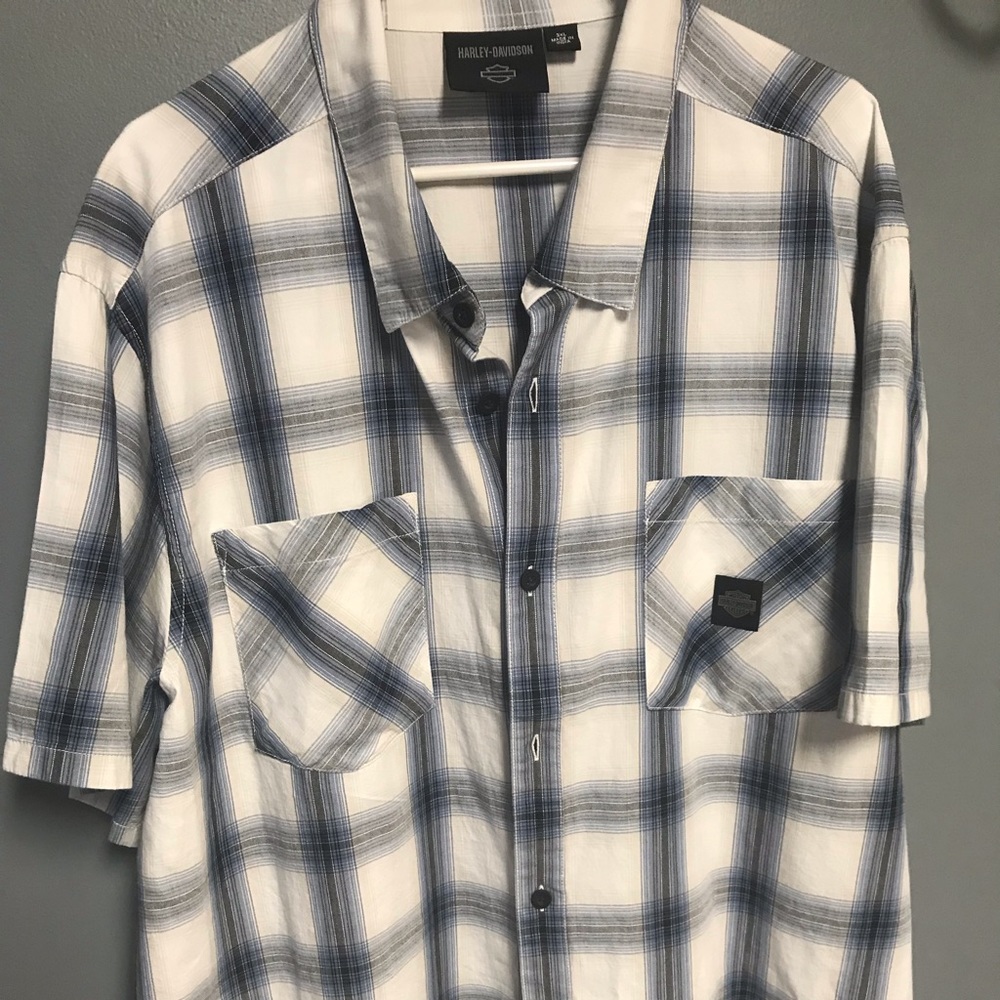 Mens Harley-Davidson shirt
